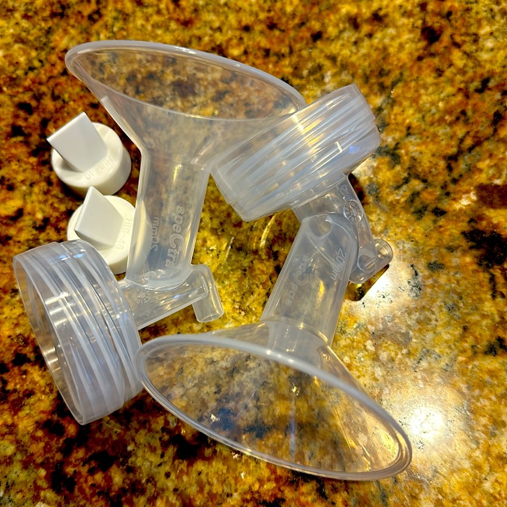 NEW Spectra wide mouth flange size 20 with duckbill valves